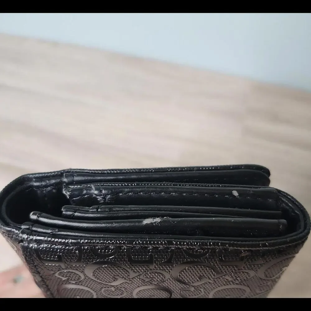 Guess wallet with strap‎ - Picture 6 of 7